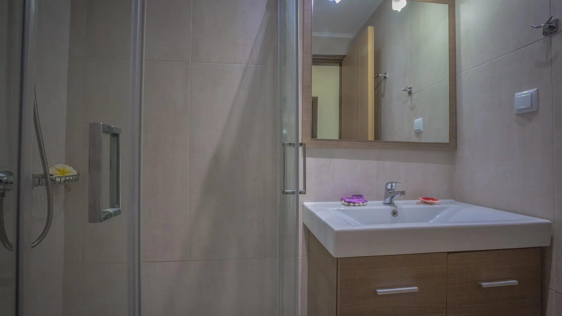 Theo Beach Hotel Apartments Rethymnon Grecia