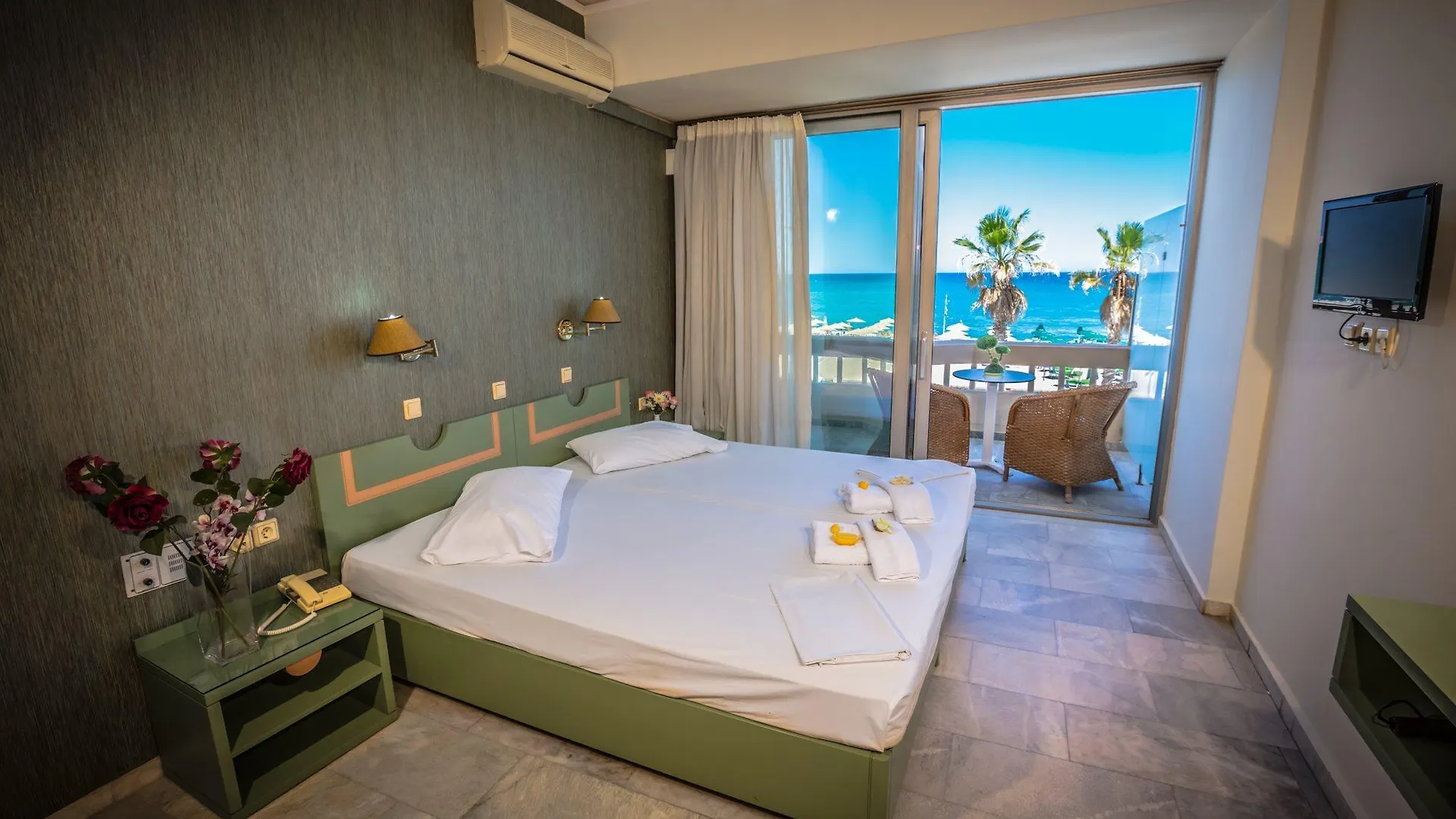 Hotel de apartamente Theo Beach Hotel Apartments Rethymnon
