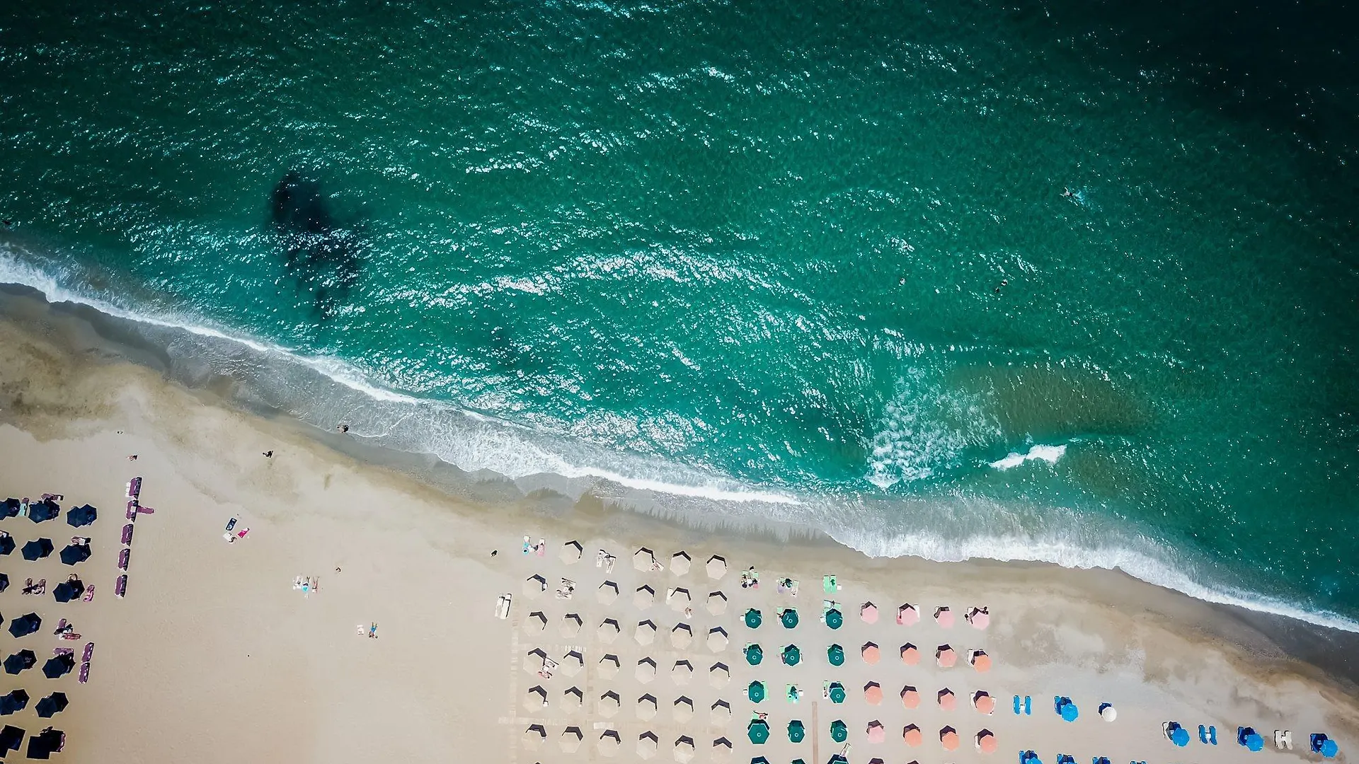 Theo Beach Hotel Apartments Rethymno  Greece
