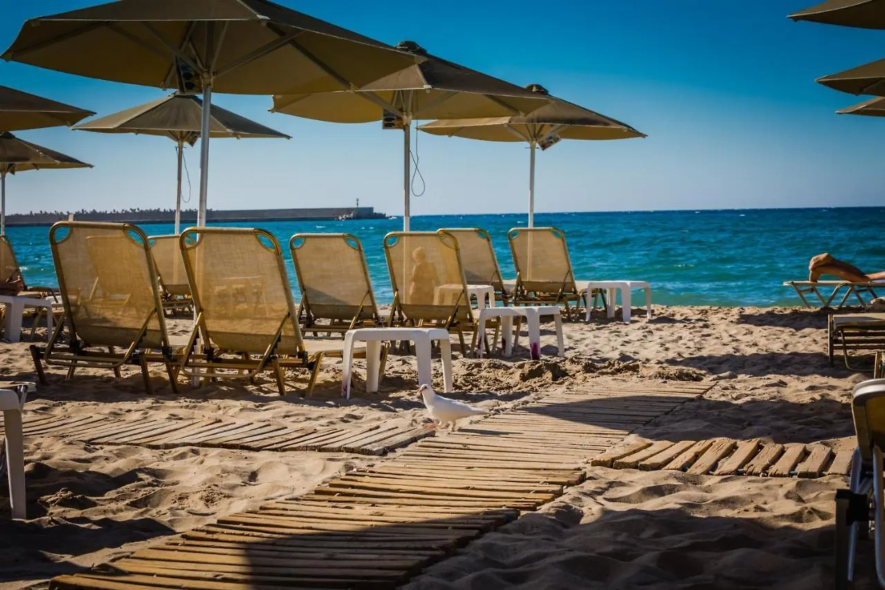 Theo Beach Hotel Apartments Rethymno  Aparthotel Rethymno (Crete)