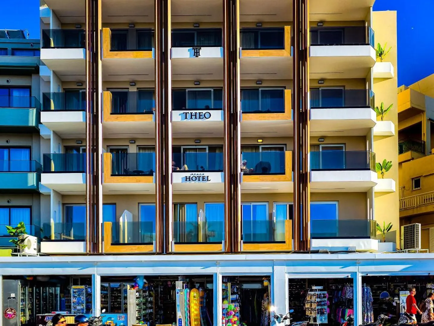 Theo Beach Hotel Apartments Rethymno  Rethymno (Crete)