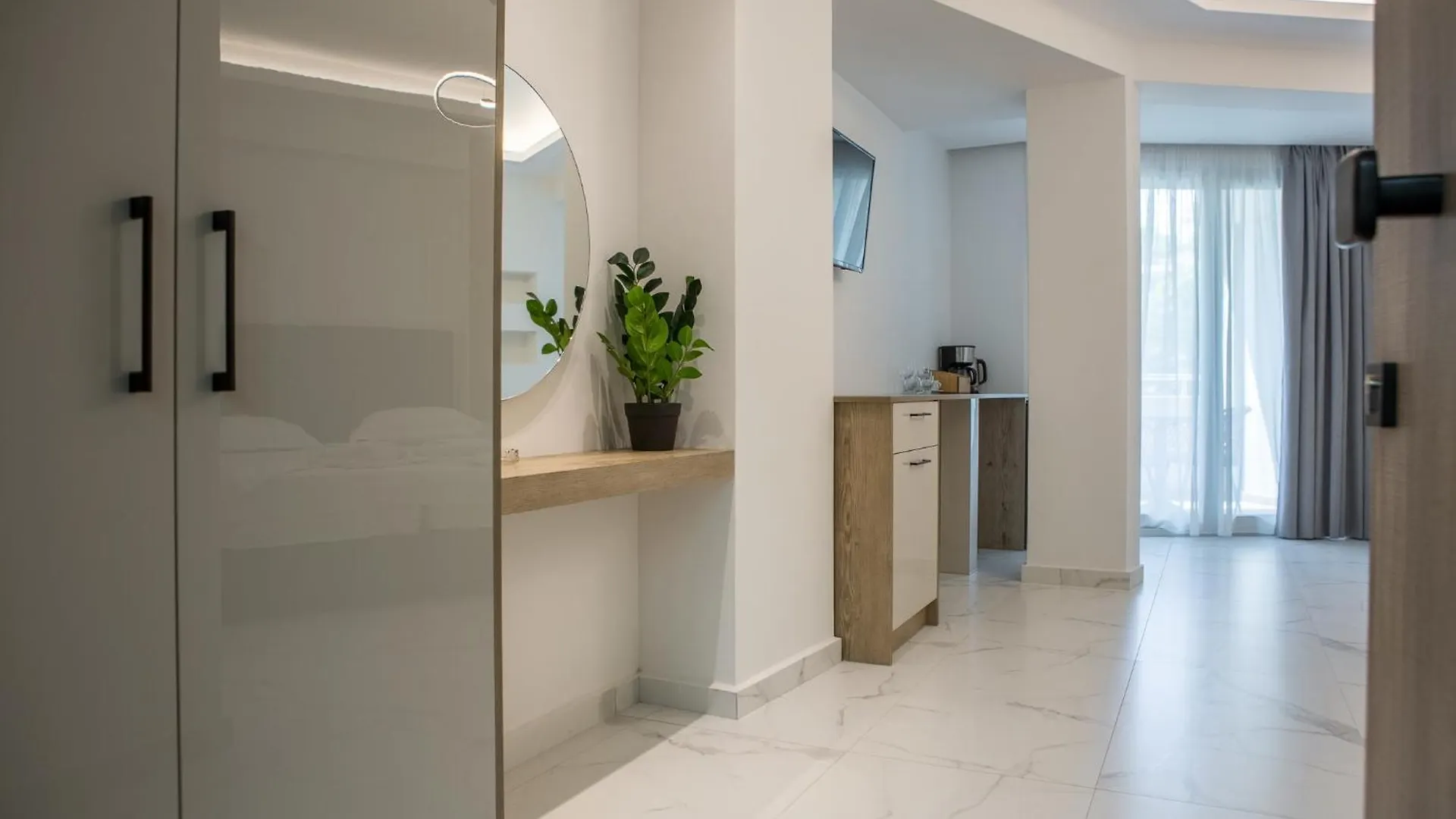 *** Aparthotel Theo Beach Hotel Apartments Rethymno  Greece