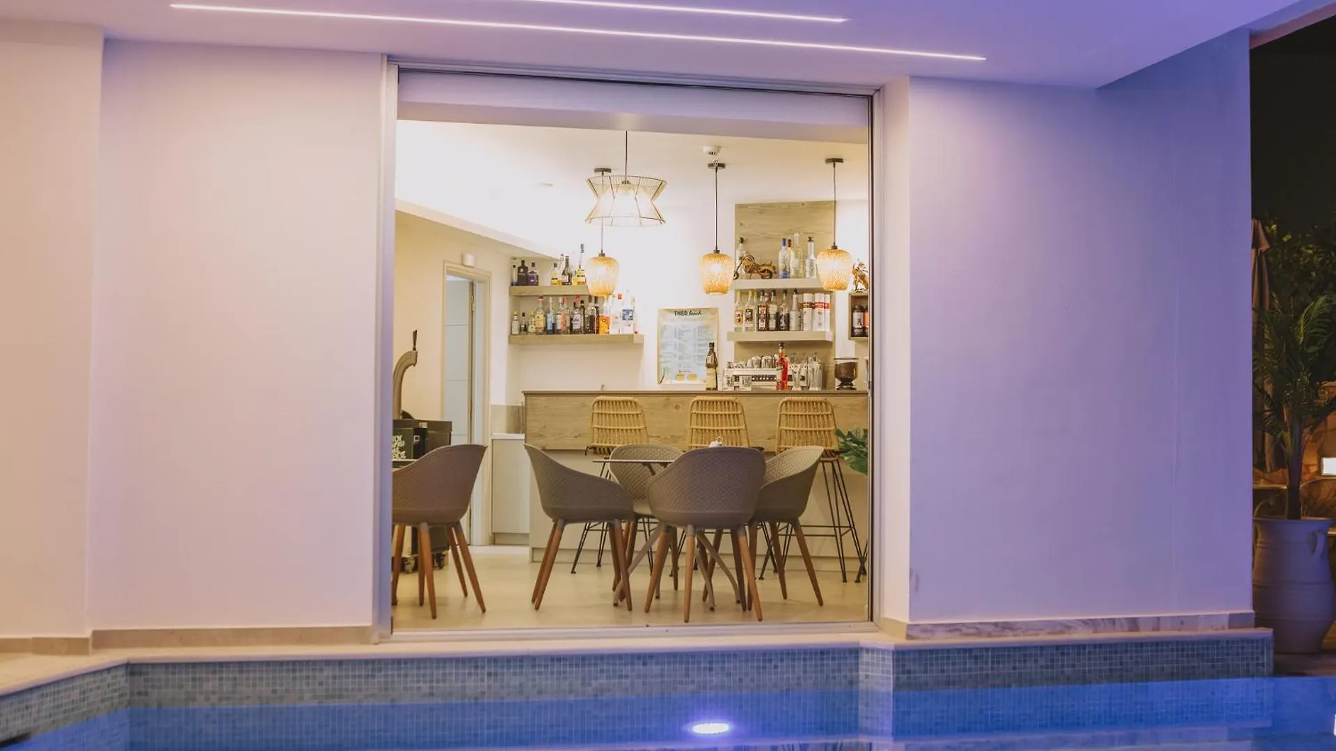 Theo Beach Hotel Apartments Rethymno