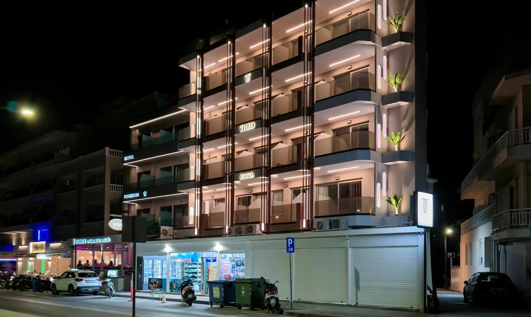 Theo Beach Hotel Apartments Retimno